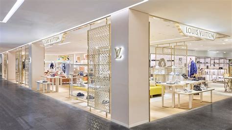 virginie store manager louis vuitton rinascente milano|milano rinascente louis vuitton.